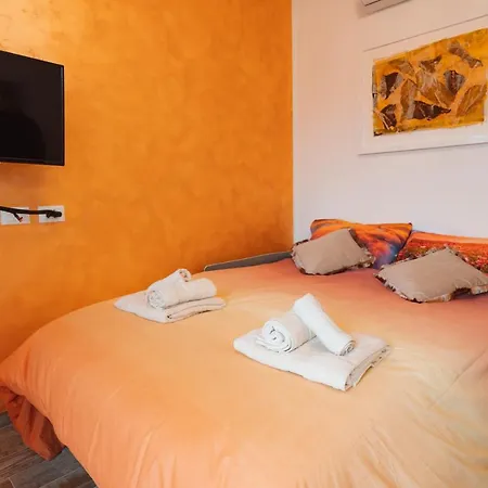 شقة San Giusto Elegante Bilocale Con Balcone E Vista *