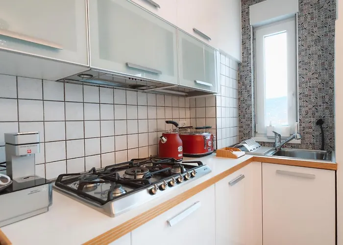 Apartment San Giusto Elegante Bilocale Con Balcone E Vista